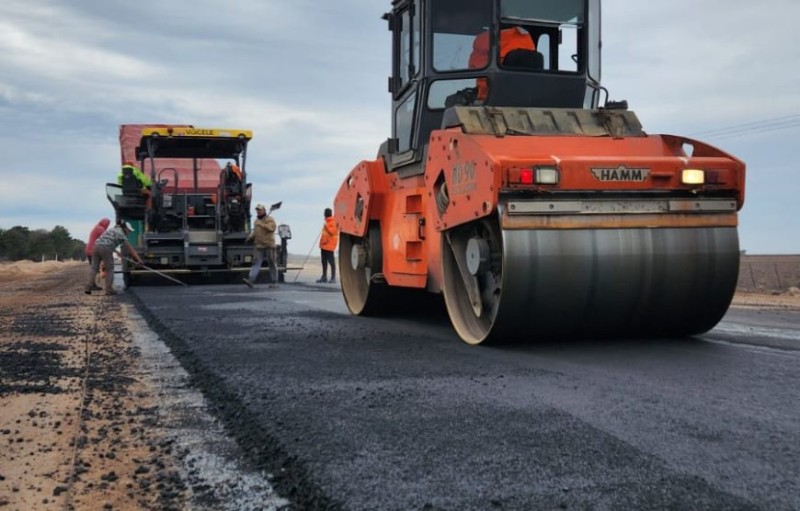 ALQUILER DE MAQUINARIA VIAL